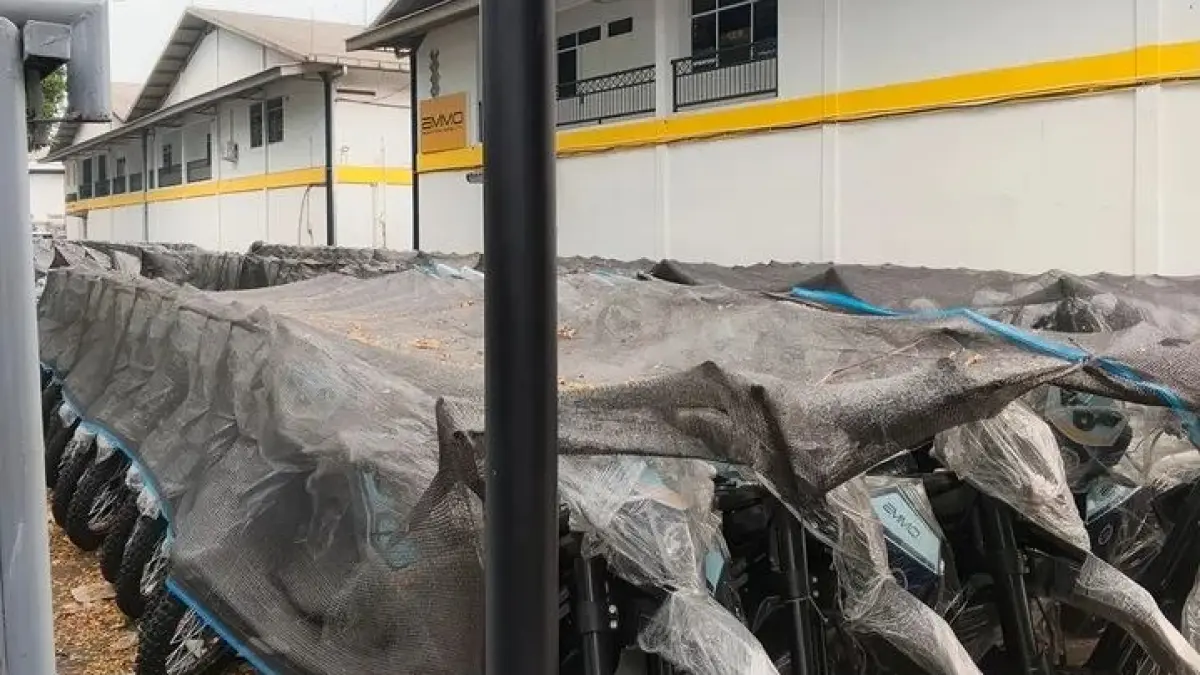 Ribuan Motor Listrik Program MBG Terbengkalai di Gudang, Proyek Bernilai Rp1 Triliun Jadi Sorotan Publik (@brushcoo)