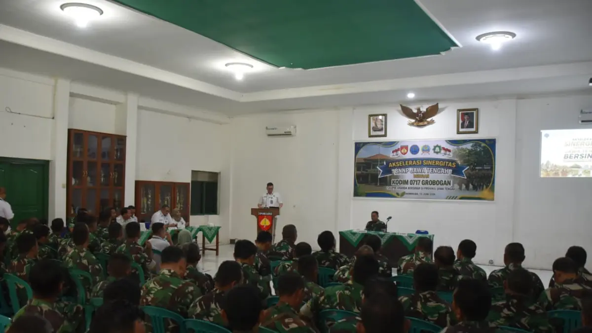 NARKOBA: BNNP Jateng saat mengisi sosialisasi di Kodim 0717/Grobogan.