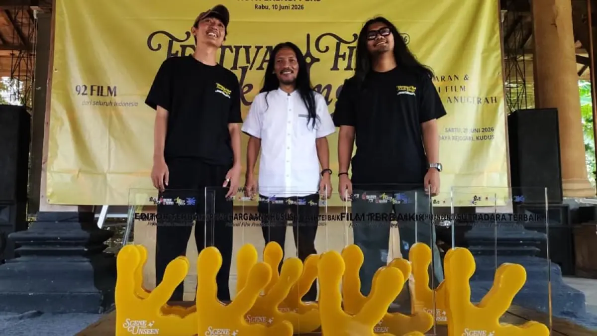 RUANG BEREKSPRESI: Penyelenggara dan dewan juri FFAB 2026 memberikan penjelasan proses penjurian festival film. (GALIH ERLAMBANG W/ Radar Kudus)