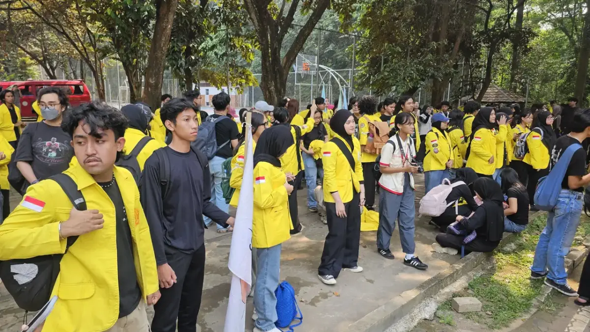 Alasan Keamanan dan Ekonomi, Polda Metro Jaya Alihkan Massa Aksi Bundaran HI ke Patung Kuda dan DPR (sumber: liputan6)