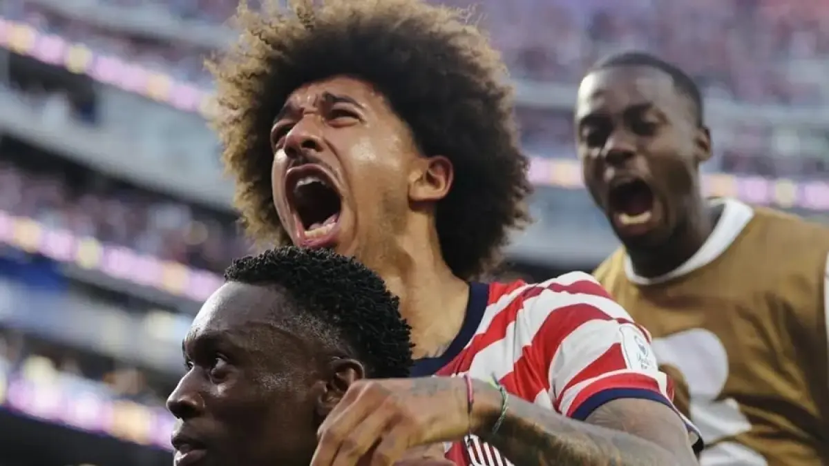 Folarin Balogun merayakan gol saat membawa Amerika Serikat mengalahkan Paraguay 3-0 pada laga pembuka Grup D Piala Dunia 2026 di Los Angeles Stadium. (USMNT)
