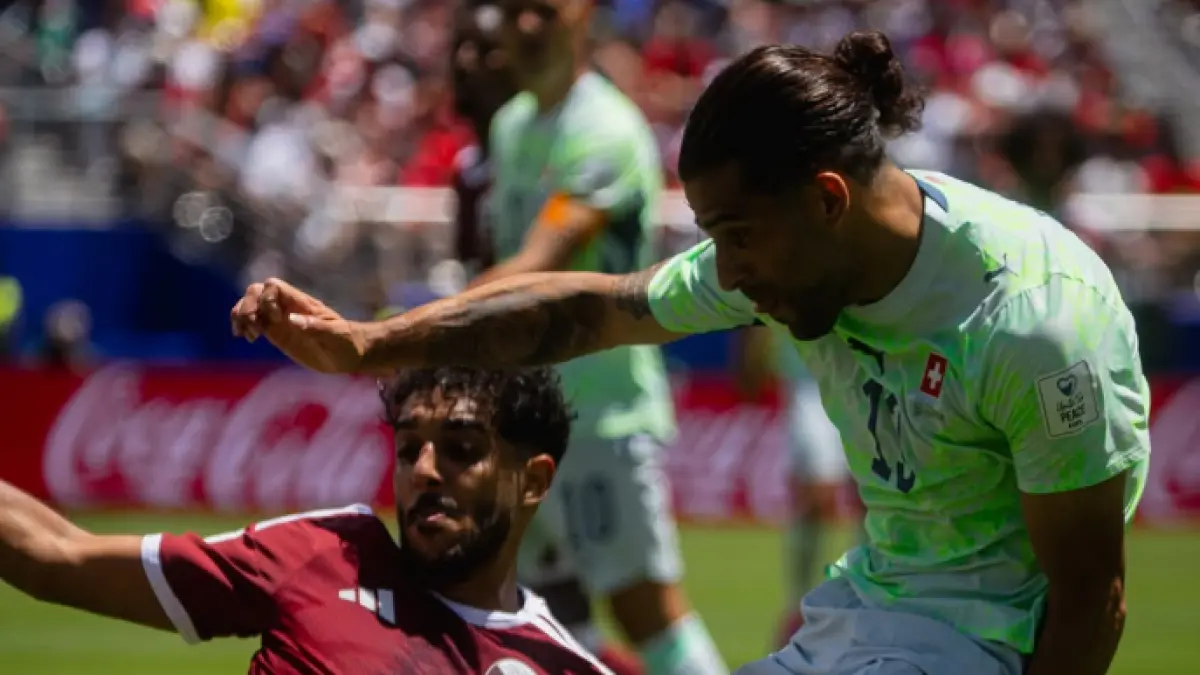 Momen duel pemain timnas swiss dengan Qatar pada gelaran piala dunia 2026