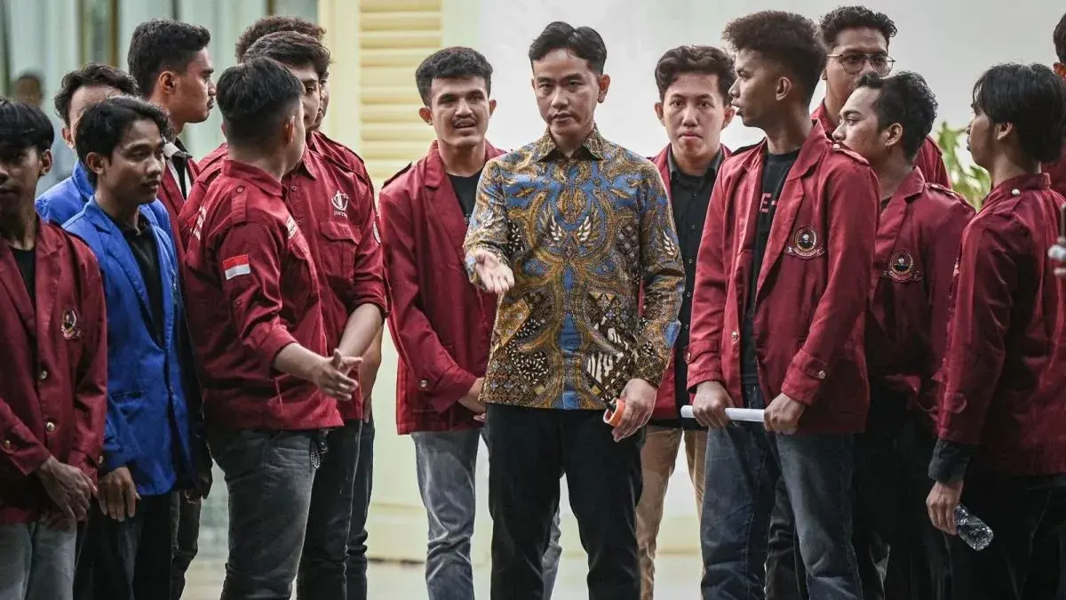 Wakil Presiden Gibran Rakabuming menemui mahasiswa di Istana Wapres, Jakarta Pusat (ANTARA)