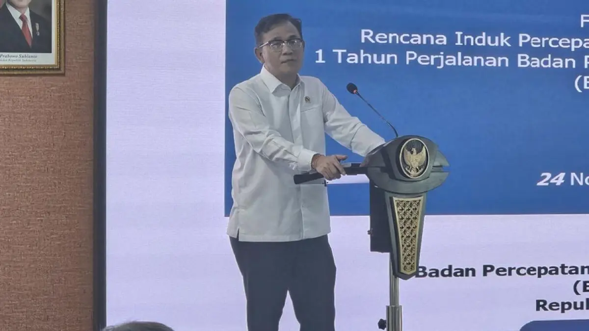 Kepala Badan Percepatan Pengentasan Kemiskinan (BP), Budiman Sudjatmiko, di kantor BP Taskin, Jakarta Pusat. (Muhammad Ridwan/JawaPos.com)