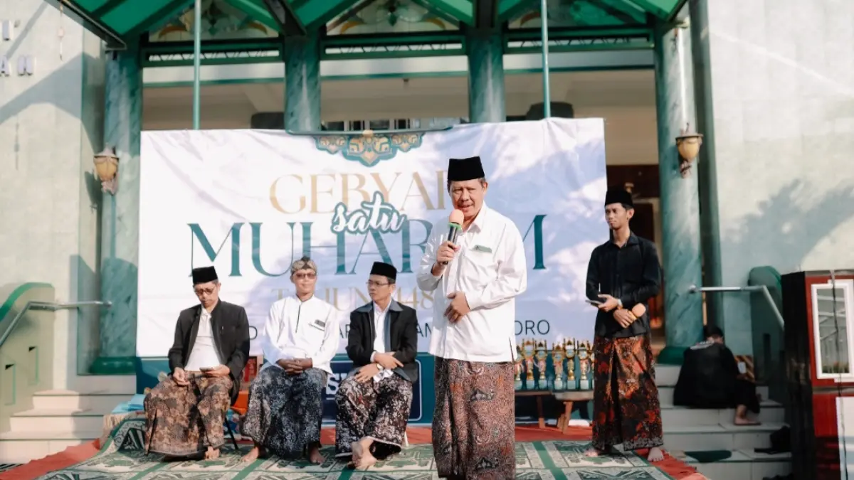 Pak Asyrofi selaku pengurus Masjid Jami