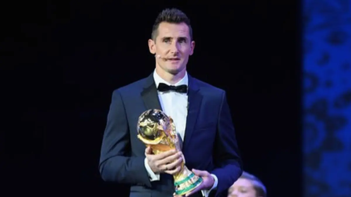 Miroslav Klose Ikhlas Rekornya Dipatahkan Messi, Sebut Sang Kapten Argentina Pemain yang Sulit Tertandingi