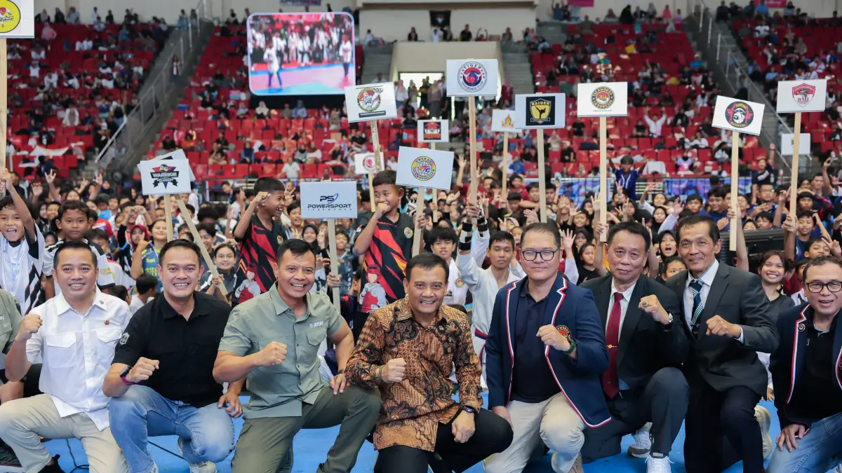 SELAMAT BERLAGA: Gubernur Jawa Tengah Ahmad Luthfi secara resmi membuka kejuaraan tersebut pada Sabtu (27/6).