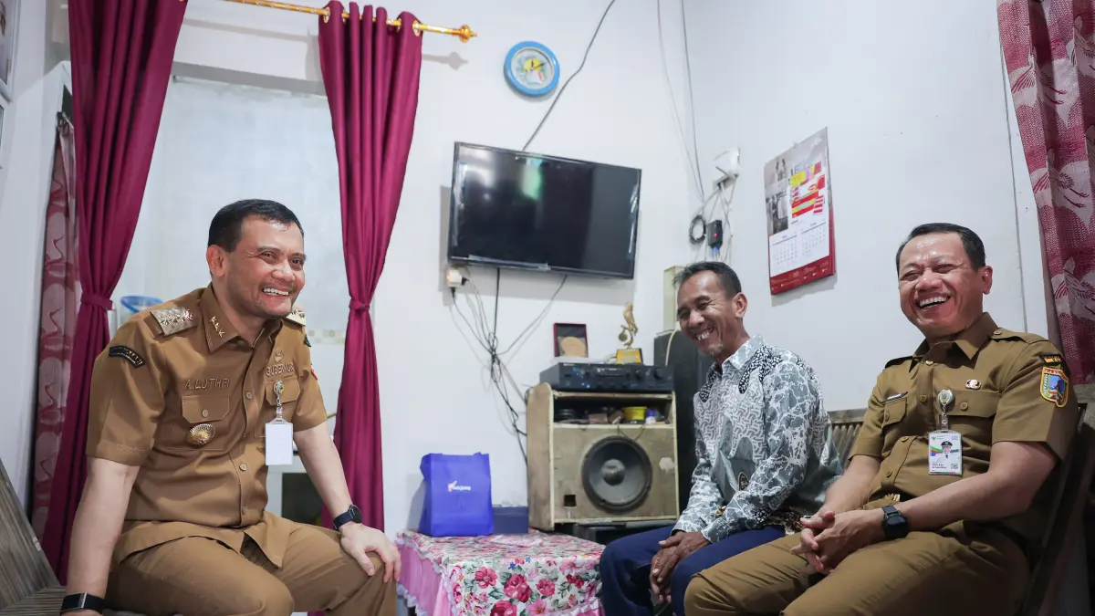 AKRAB: Gubernur Jawa Tengah Ahmad Luthfi bersama Bupati Sam