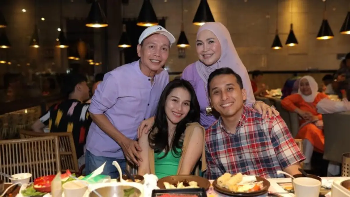 Ayu Ting Ting Bahagia Rayakan Ulang Tahun bersama keluarga dan Kehadiran Kevin Gusnadi.