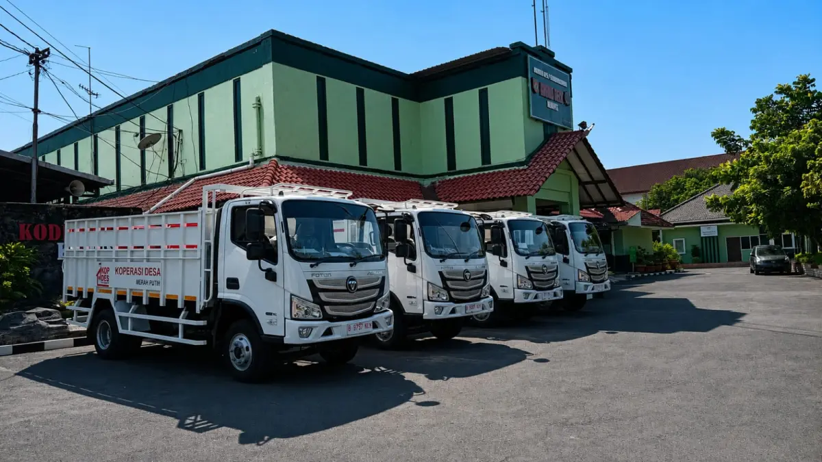 Pemerintah Desa Purworejo menerima enam unit truk operasional Koperasi Desa Merah Putih di halaman Kodim 0722/Kudus. Armada ini diharapkan mampu mendukung operasional koperasi dan mendorong pertumbuhan ekonomi desa.