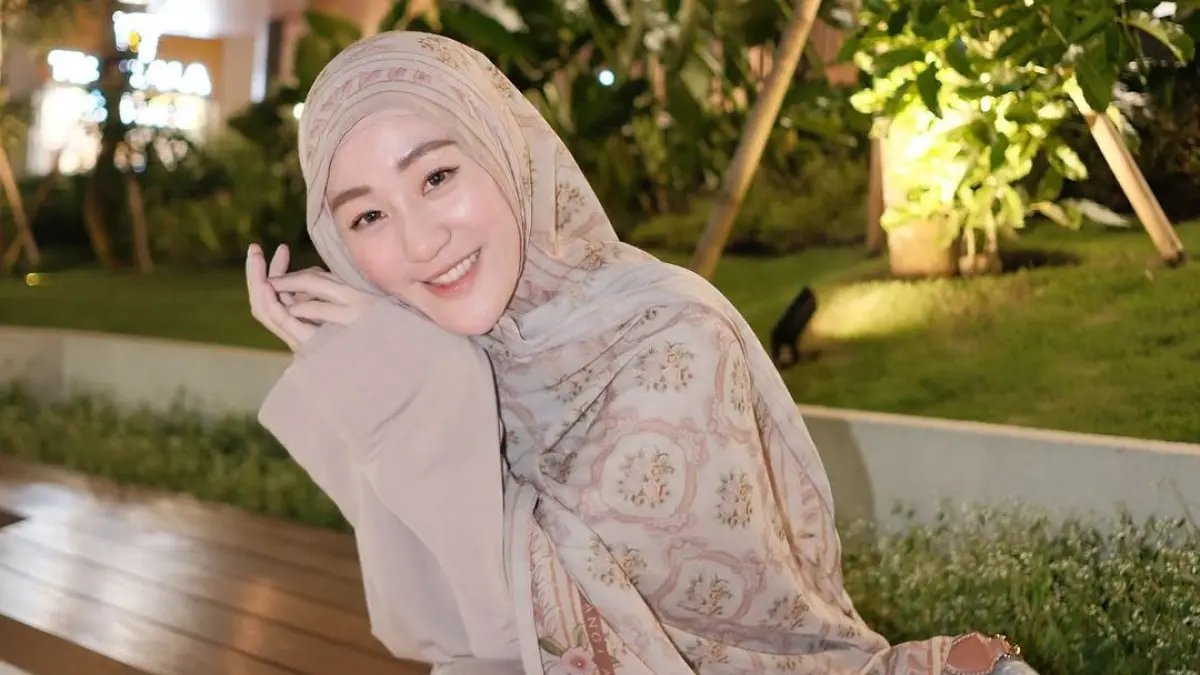Curhatan Pilu Larissa Chou Pasca-Perceraian: Akui Istikamah Itu Berat dan Sempat Berpikir Kembali ke Agama Lama