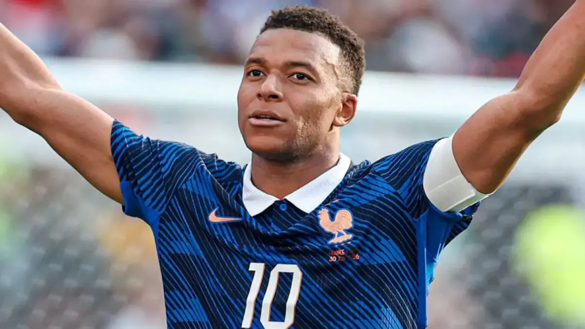 Kylian Mbappe mencetak dua gol saat Prancis mengalahkan Swedia 3-0 untuk memastikan tiket ke babak 16 besar Piala Dunia 2026. (Instagram @equipedefrance)