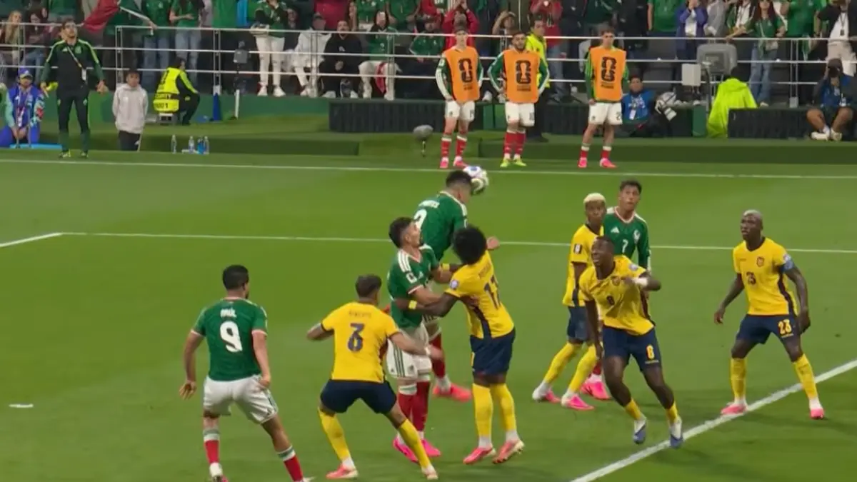 Laga sengit Mexico vs Ekuador yang berakhir 3-0 untuk kemenangan Mexico
