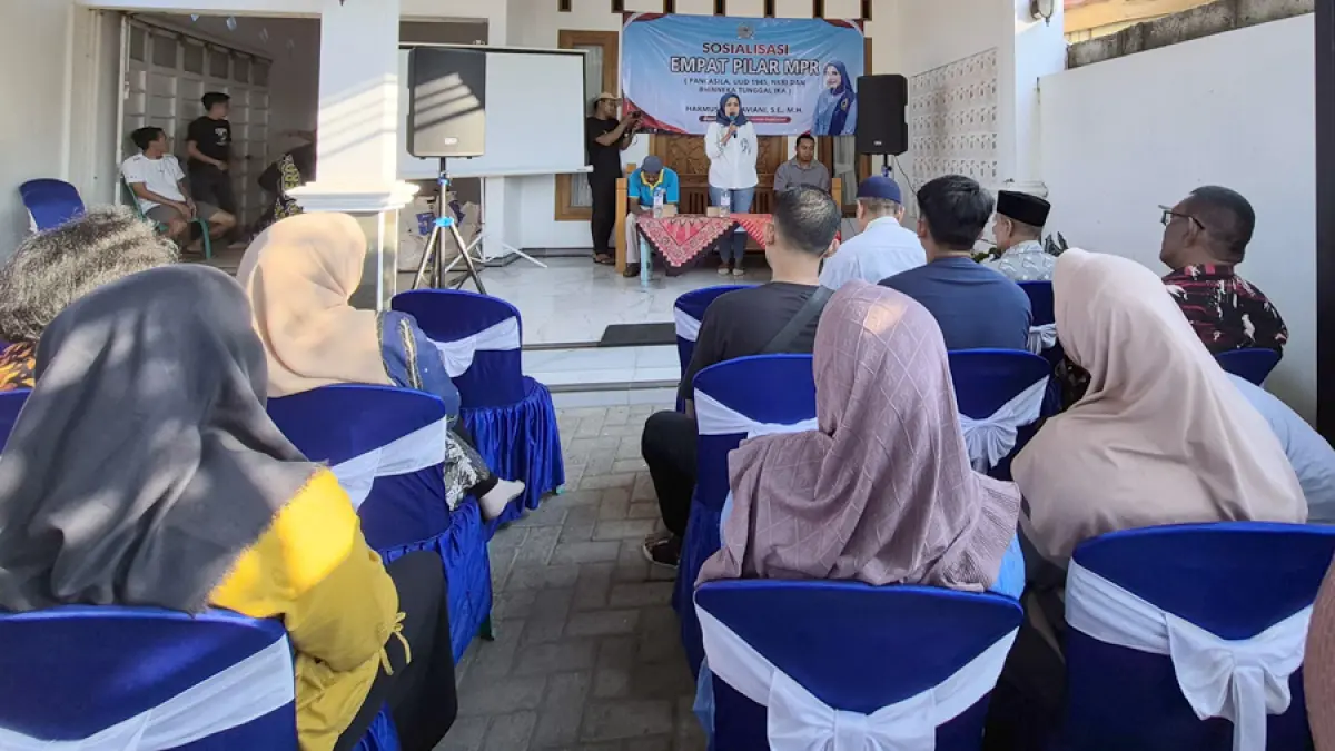Peserta sosialisasi Empat Pilar MPR RI di Blora terlihat antusias mendengarkan pemaparan Harmusa Oktaviani.&nbsp;