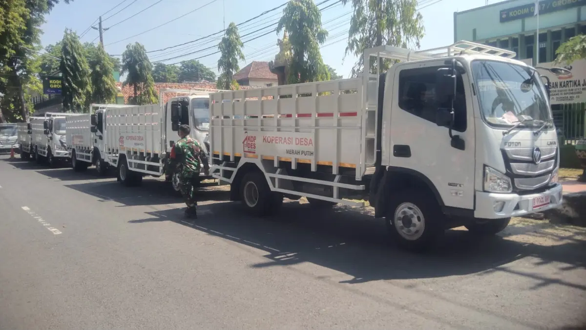 TERSALURKAN: Sebanyak 80 truk KDMP disalurkan Kodim 0717/Grobogan.