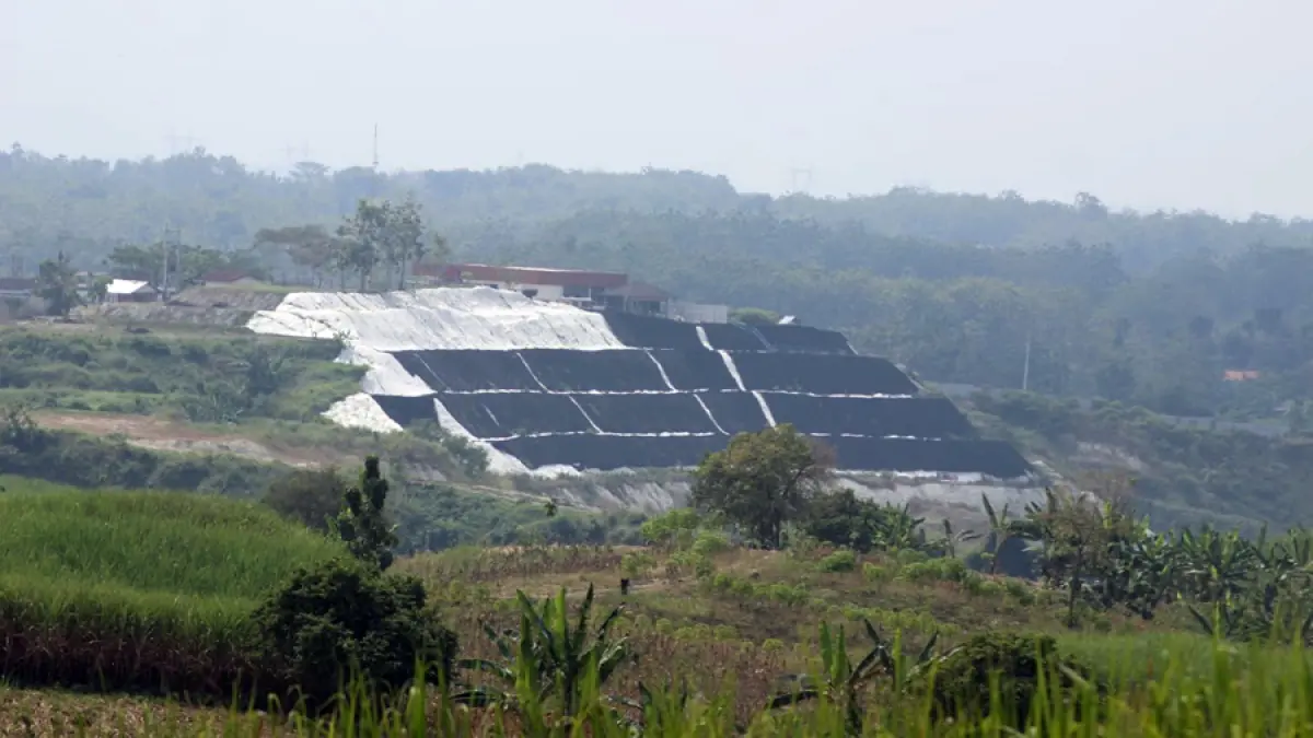 PROYEK : Strategis Nasional (PSN) Bendungan Karangnongko di Kecamatan Kradenan belum mencapai pemberian ganti untung. (ARIF FAKHRIAN KHALIM/RADAR KUDUS)