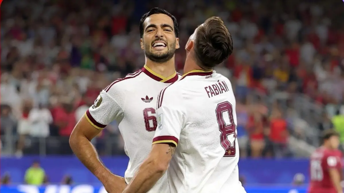 Mikel Merino dari timnas Spanyol merayakan gol pada pertandingan babak 16 besar antara Spanyol dan Portugal di Piala Dunia 2026. (FIFA)