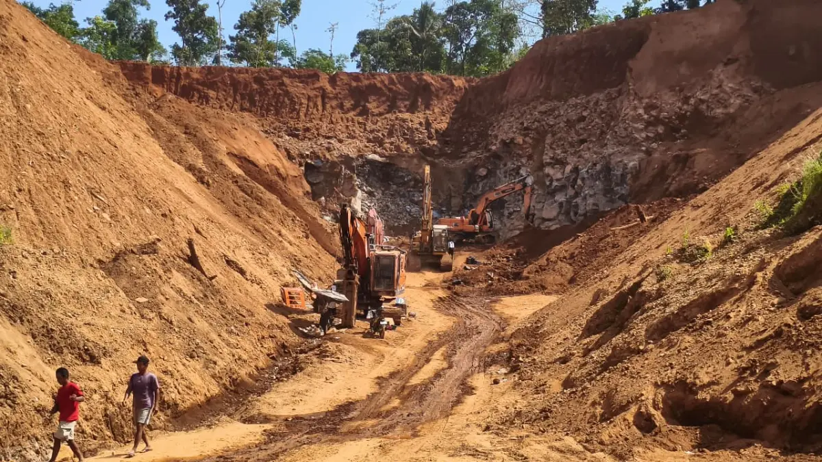 TEGAS: Tim MBLB Jepara menghentikan dua tambang tanpa izin di Desa Pancur, Mayong, serta mewajibkan pelaku memenuhi izin dan pajak.