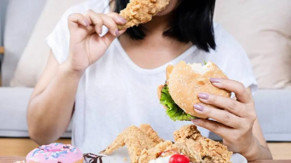 Benarkah makan malam buat gemuk? (Tempo.co)