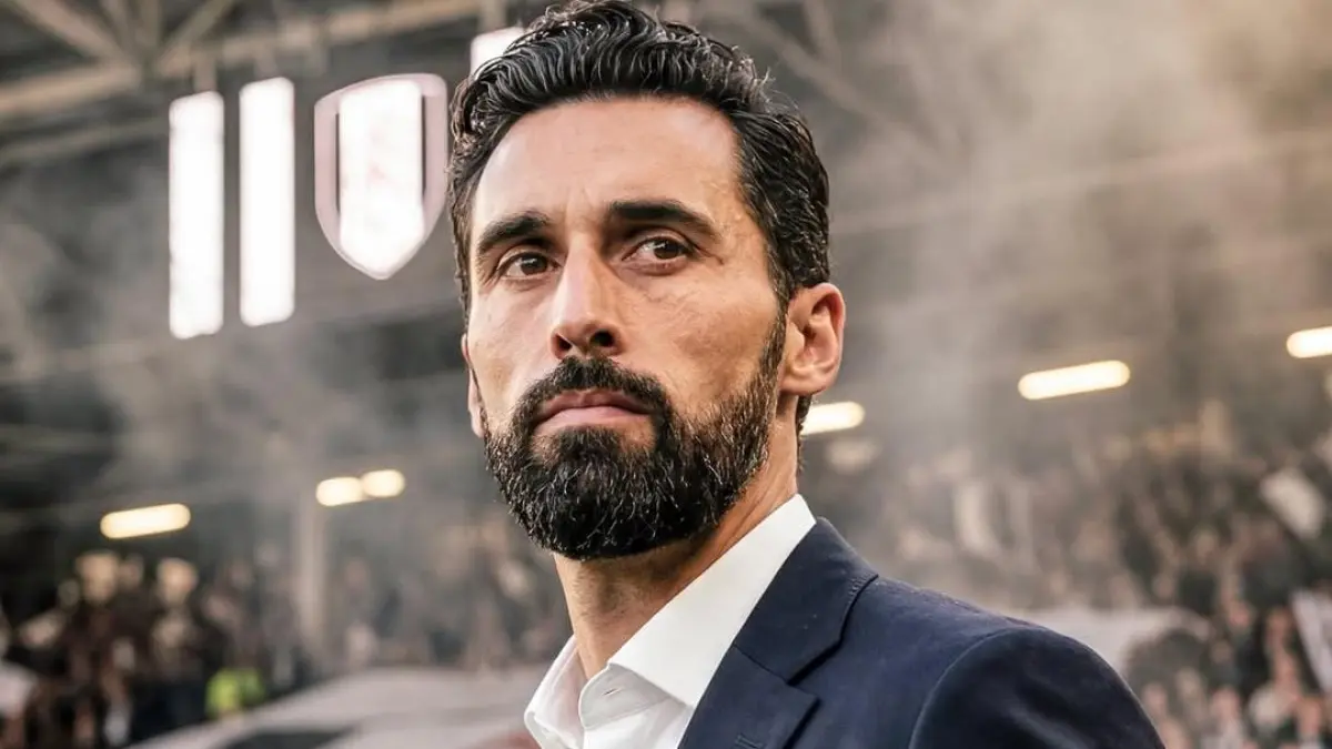 Resmi! Fulham tunjuk Alvaro Arbeloa sebagai pelatih kepala baru, gantikan Marco Silva yang hijrah ke Benfica. Eks bek Real Madrid ini teken kontrak 3 tahun hingga 2029, dan langsung ditantang laga perdana lawan Chelsea asuhan Xabi Alonso sosok yang pernah digantikannya di Real Madrid. @fabriziorom