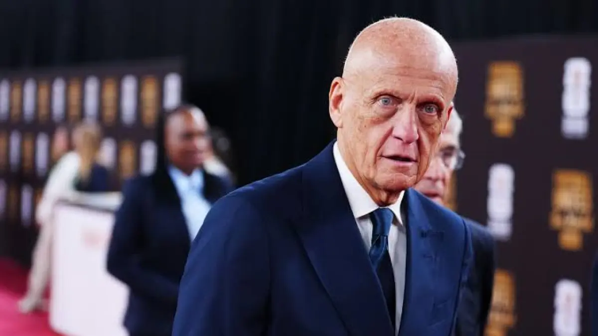 Kepala Wasit FIFA, Pierluigi Collina, membantah adanya keberpihakan perangkat pertandingan kepada Argentina kala melawan Mesir pada babak 16 besar Piala Dunia 2026.