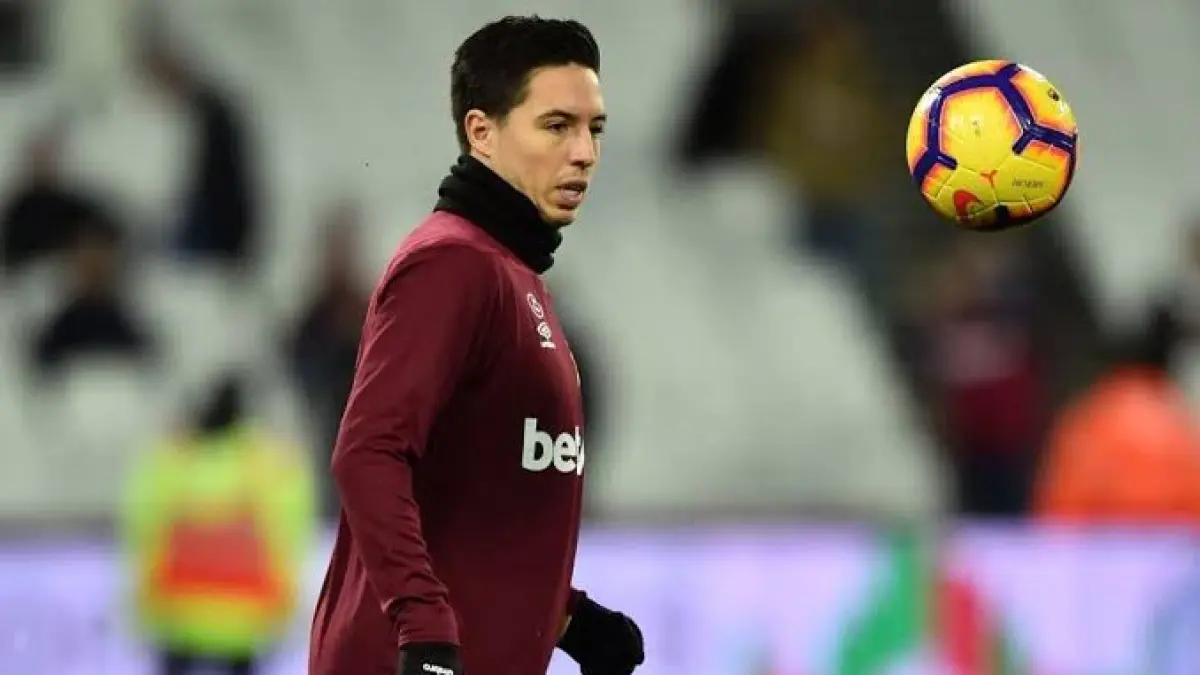 Samir Nasri, mantan pemain Manchester City dan Arsenal ditangkap oleh pihak kepolisian Prancis usai di duga terlibat dalam kasus pencucian uang yang berkaitan dengan perdagangan narkoba.