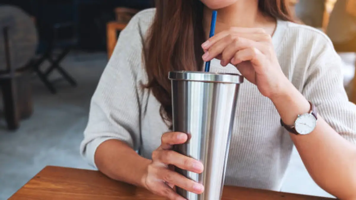Ilustrasi tumbler
