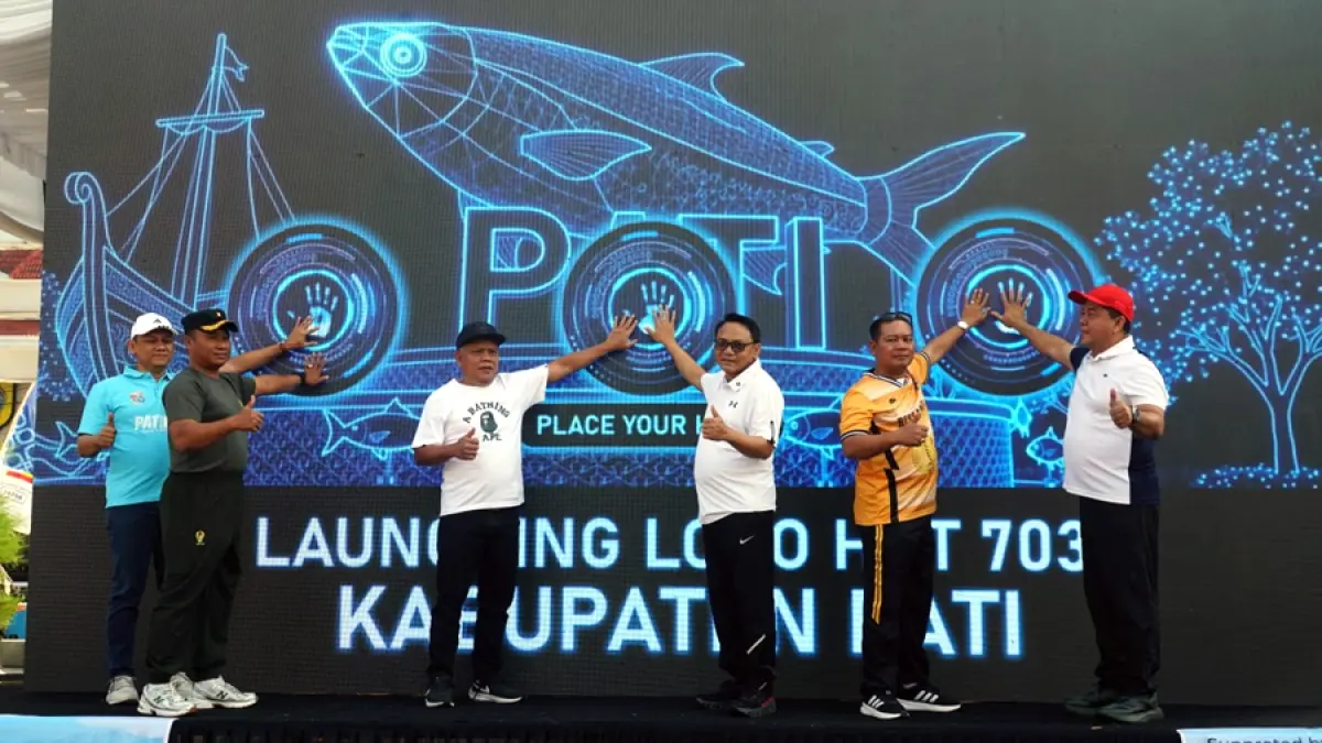 HUT DIMULAI: Plt Bupati Pati Risma Ardhi Chandra didampingi Forkopimda dalam acara launching logo dan tema Hari Jadi Ke-703 Kabupaten Pati. (HUMAS PATI UNTUK RADAR KUDUS)