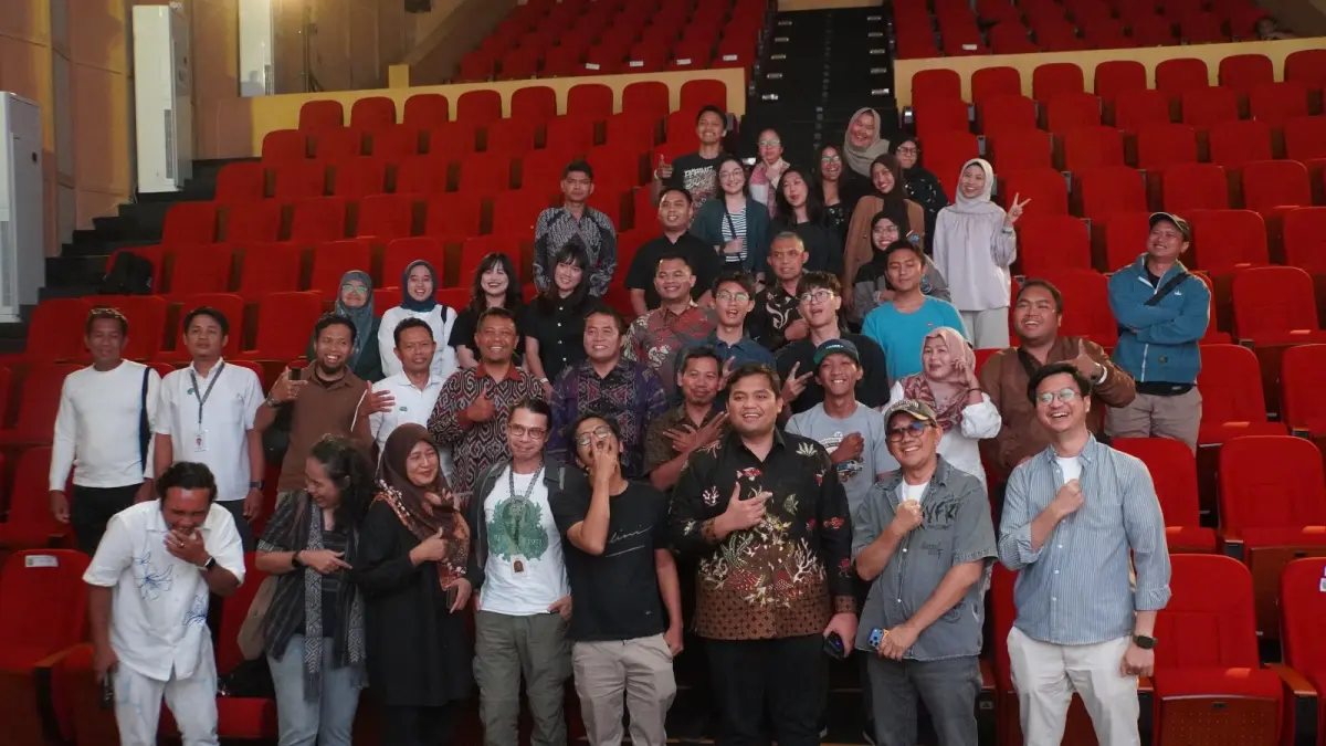 NOBAR: Hanung Bramantyo menyebut ukir Jepara menjadi bagian penting film Kartini. Director