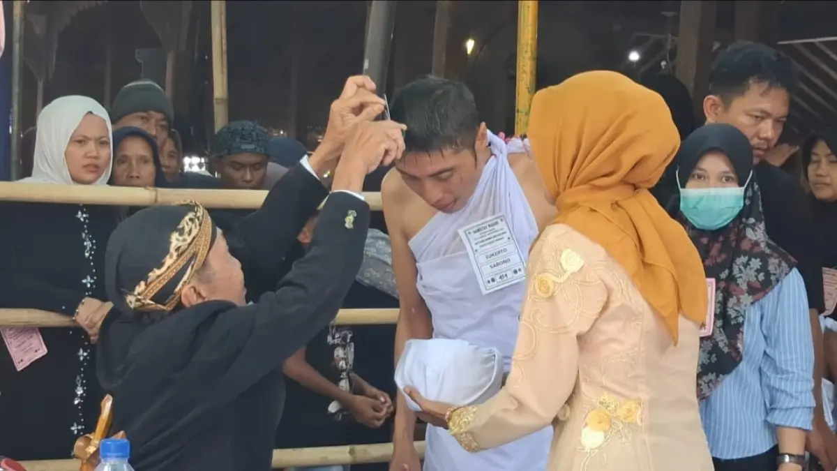 Pemotongan Rambut Dan Kuku 