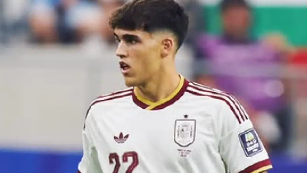 Baru 19 tahun, tapi mentalnya sekelas veteran!
Pau Cubarsi sukses bungkam Kylian Mbappe habis-habisan di semifinal Piala Dunia 2026 sang bintang Prancis cuma dapat rating 5,7!