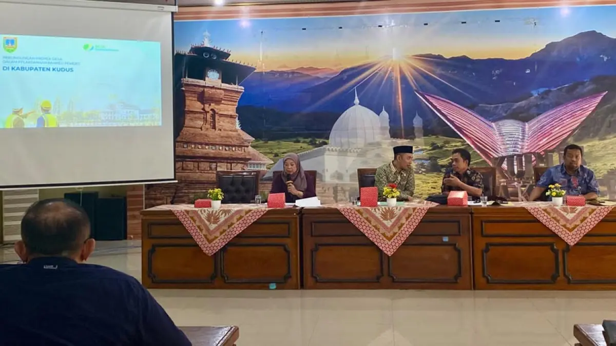 BPJS Ketenagakerjaan menggelar Sosialisasi Program Jaminan Sosial Ketenagakerjaan bagi Pekerja Proyek Infrastruktur Desa di Aula Nastangin Dinas PMD Kabupaten Kudus, Selasa (14/7).