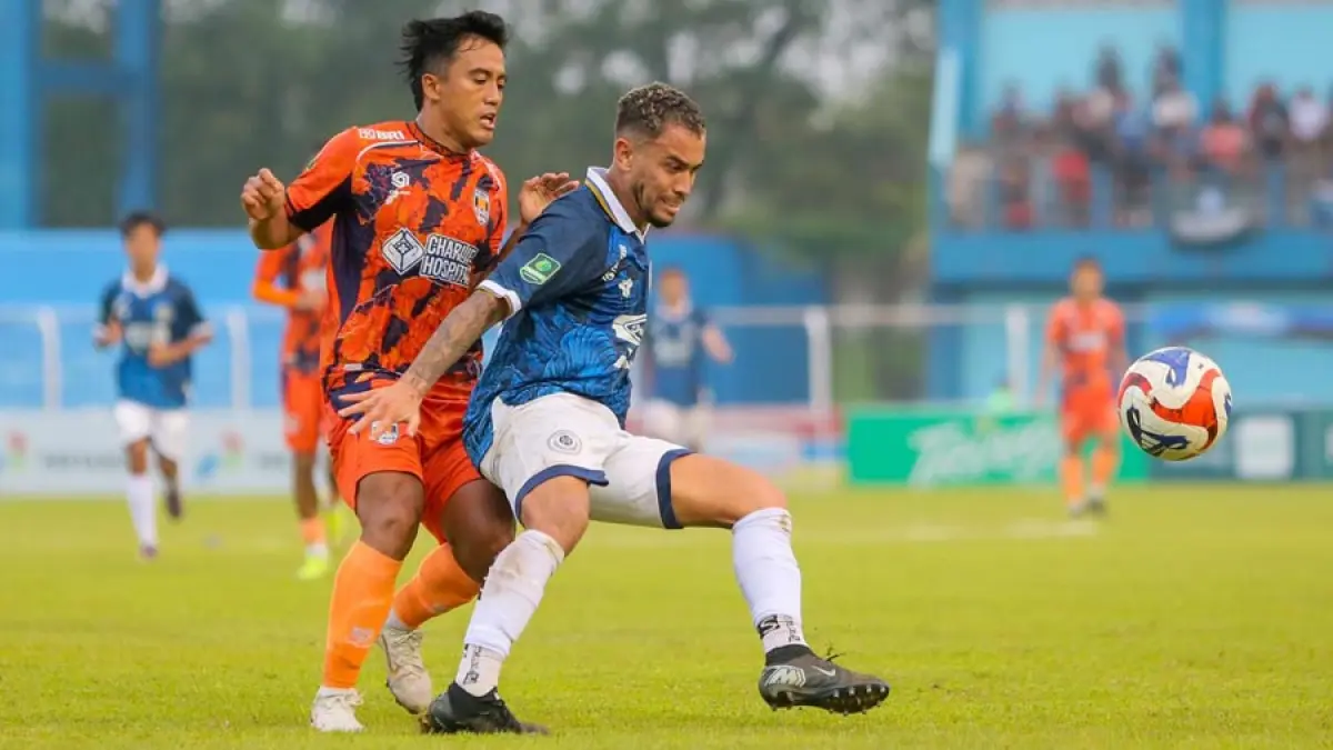 KESEPAKATAN: Pemain Persiku Caique Souza saat membela Macan Muria musim lalu. (GALIH ERLAMBANG W/ Radar Kudus)