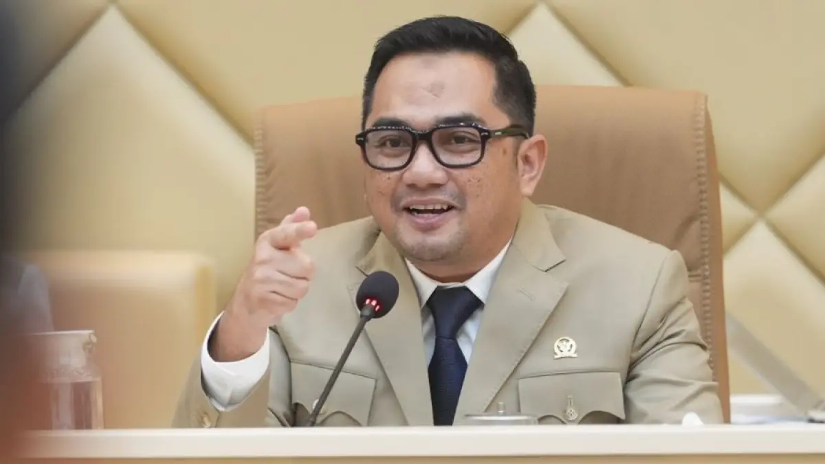 Sentil Mentalitas "Hanya Titip Absen", Ketua Komisi II DPR Dorong Revisi UU ASN untuk Terapkan Sistem KPI Ketat