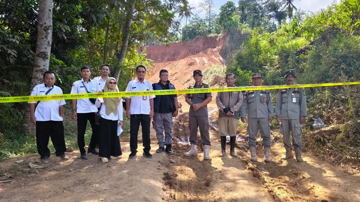 SIKAT: Tim MBLB menutup tiga tambang ilegal di Mayong dan Pecangaan, Jepara, karena tetap beroperasi meski telah diperingatkan.
