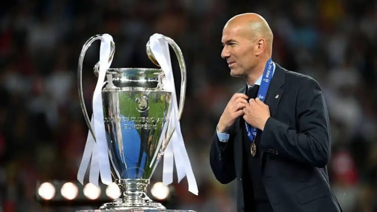 Zinedine Zidane dikabarkan menjadi kandidat kuat pelatih timnas Prancis menggantikan Didier Deschamps setelah Piala Dunia 2026.