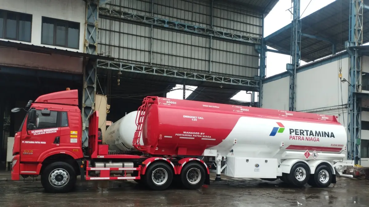Jamin Kelancaran Distribusi, Prajurit TNI-Polri Dikerahkan Jadi Sopir Truk Tangki BBM Pertamina