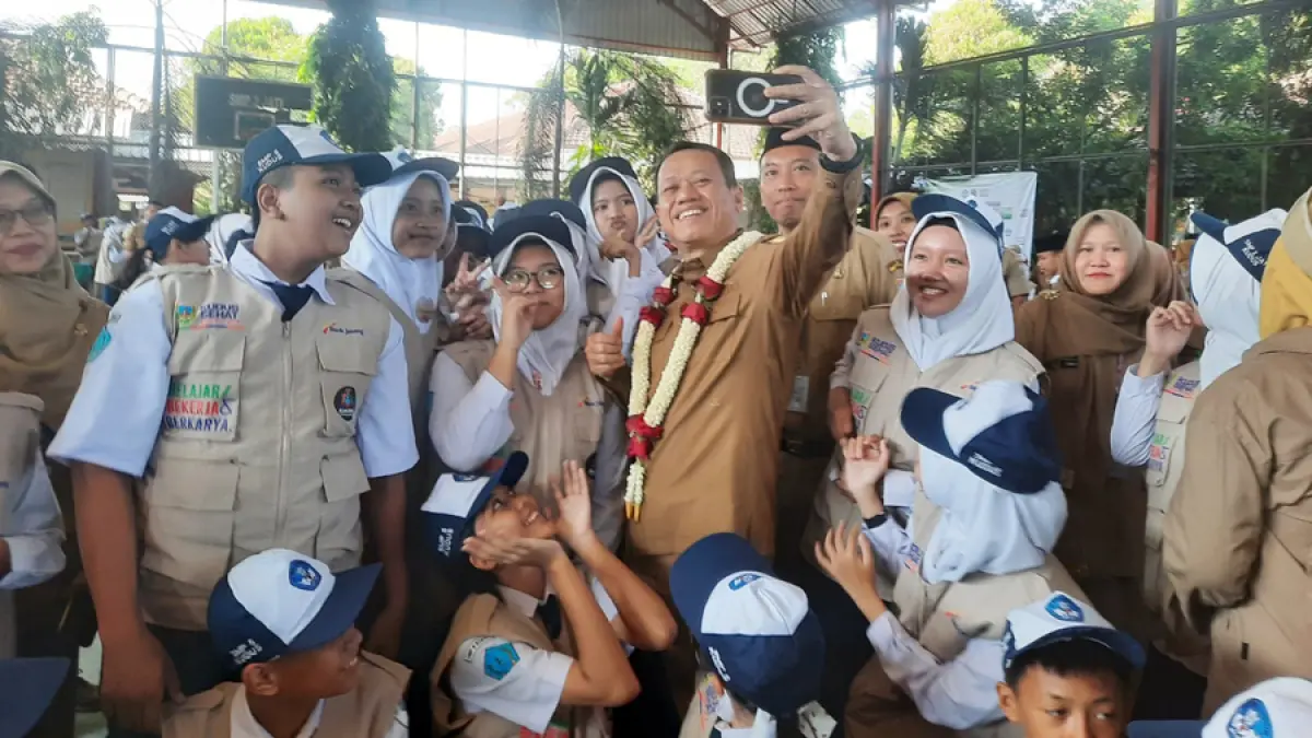PERTUKARAN PELAJAR: Bupati Kudus Sam