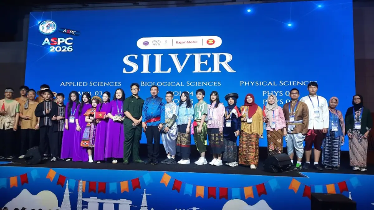 BIKIN BANGGA: Siswa MAN 2 Kudus menorehkan prestasi&nbsp;di tingkat internasional dengan meraih Silver Medal pada ajang ASEAN Science Project Competition (ASPC) 2026 di Thailand pada 7–11 Juli 2026.
