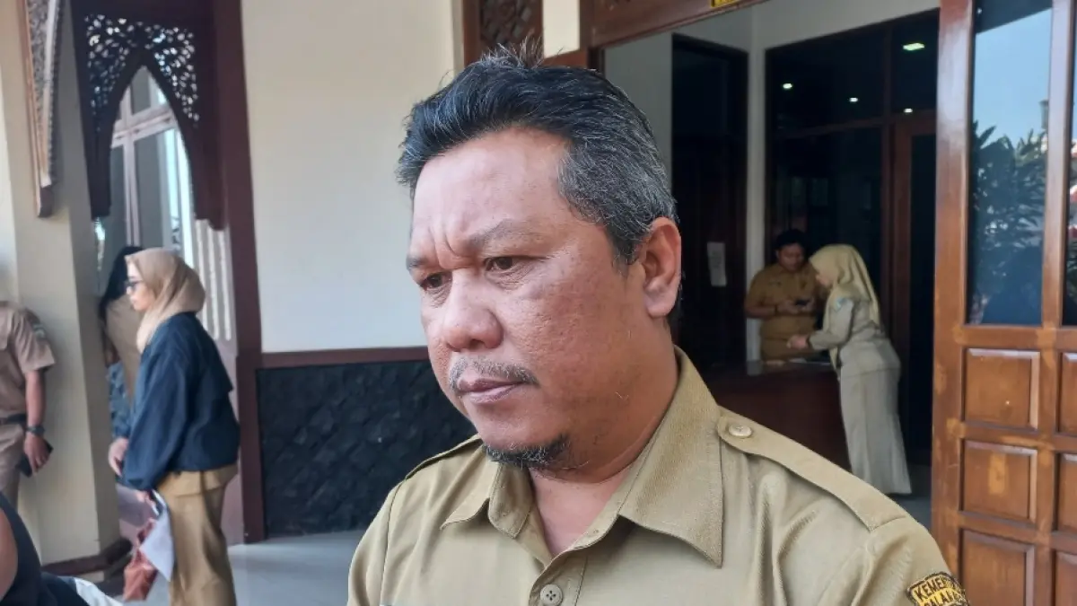 Kepala Diskopukmnakertrans Kabupaten Jepara Zamroni Lestiaza.&nbsp;(FIKRI THOHARUDIN/RADAR KUDUS)