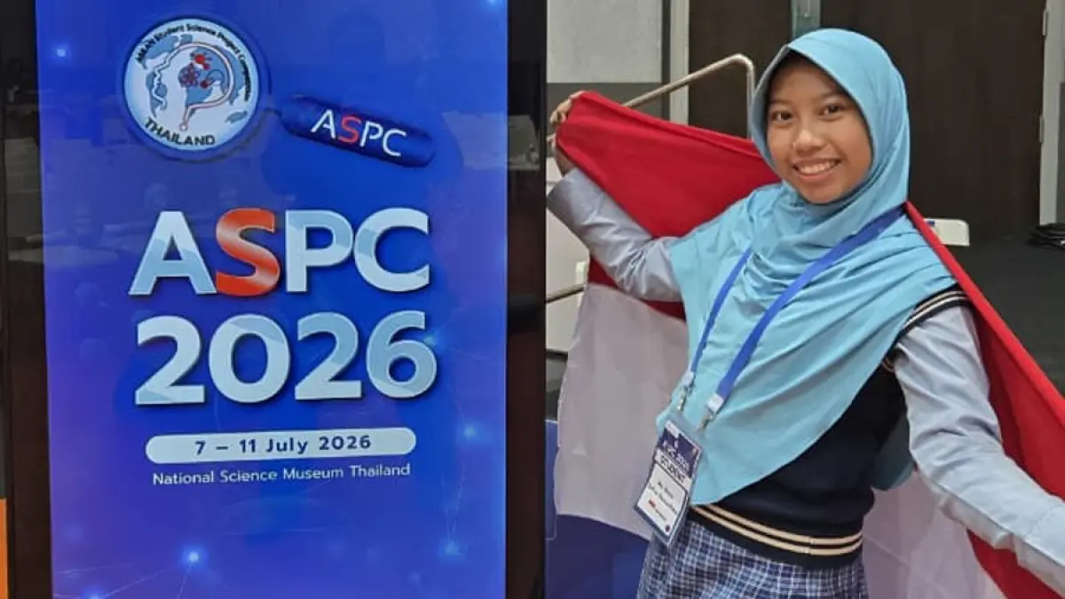 Naira Zafira Ramadhani, Murid Kelas XII-3 MAN 2 Kudus