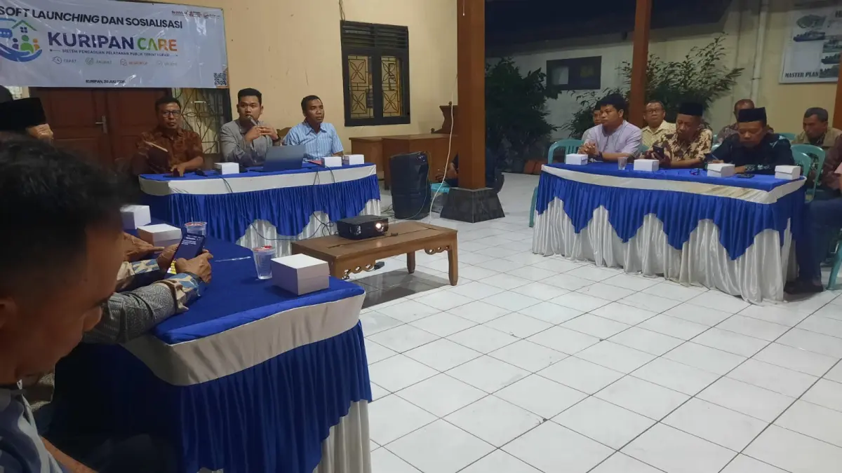 SOFT LAUNCHING: Lurah Kuripan Faiq Najib Hasan saat soft launching Kuripan Care sekaligus sosialisasi ke warga.