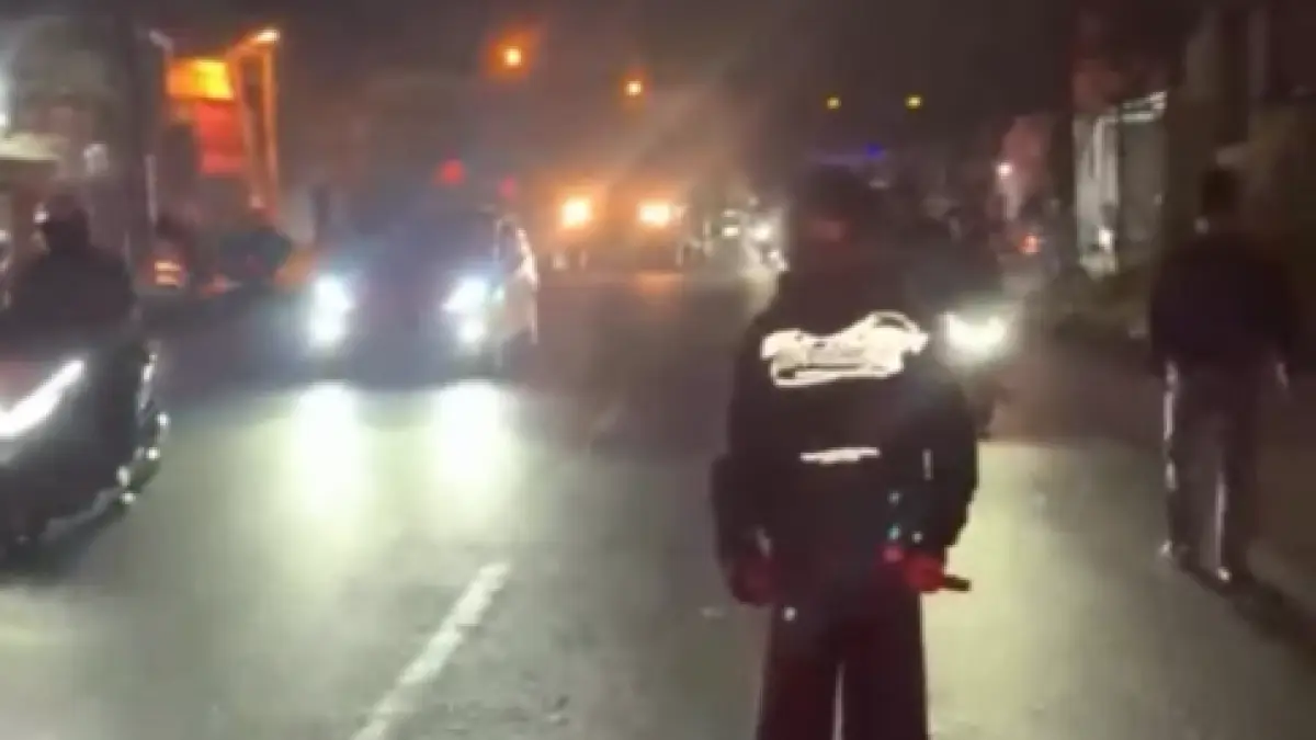Bentrok Remaja di Jalan Pantura Karawang Berujung Mengerikan, Polisi Buru Pelaku Pembacokan.