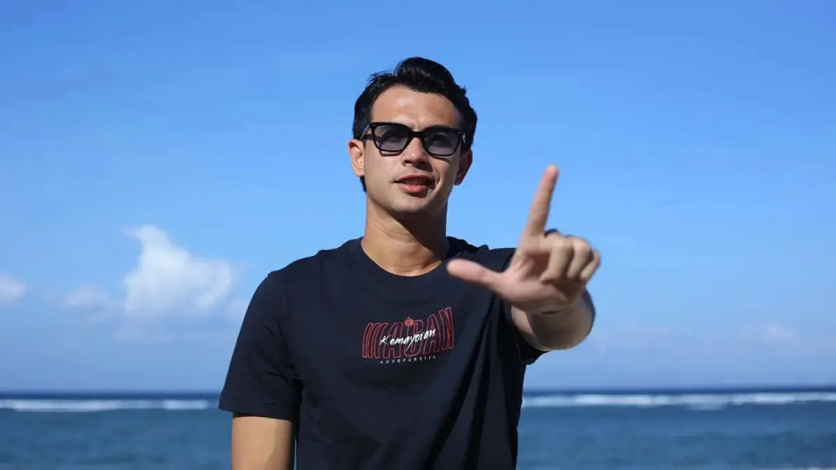 Nadeo Argawinata resmi bergabung dengan Persija Jakarta hingga 2031 setelah didatangkan dari Borneo FC dalam kesepakatan transfer yang juga melibatkan dua pemain muda Macan Kemayoran. (Persija)