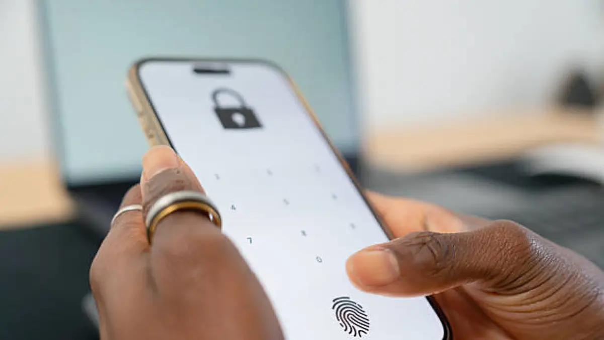 Komdigi Perketat Registrasi Kartu SIM Berbasis Biometrik hingga Mitra Distribusi
