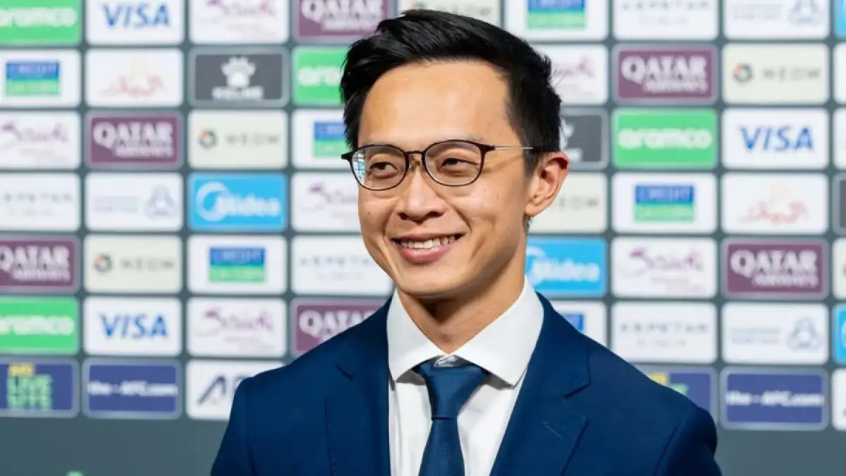 Pelatih Singapura Gavin Lee menjalani jumpa pers usai timnya berhasil menaklukkan Kamboja 2-1 di ASEAN Championship 2026 atau Piala AFF 2026. (Instagram/@gavin13lee)