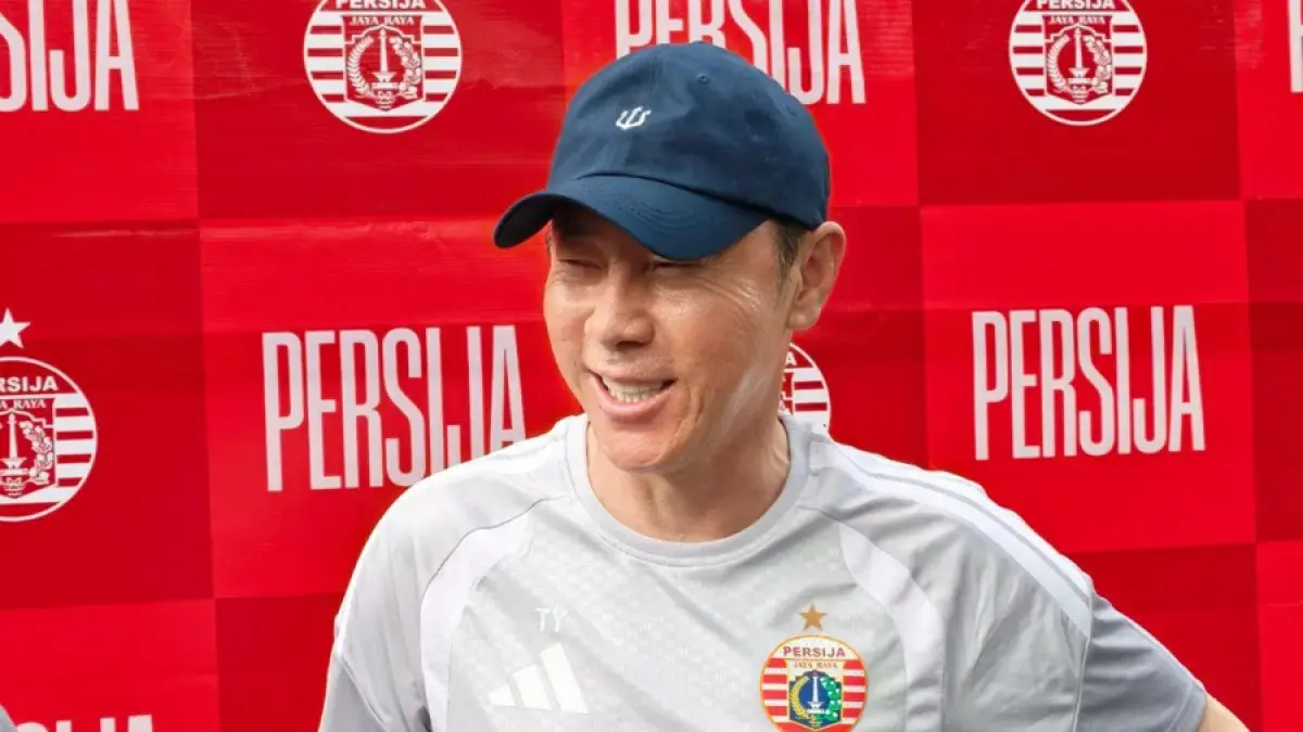 Pelatih Persija Jakarta Shin Tae-yong di Persija Training Ground. (Andika Rachmansyah/JawaPos.com)