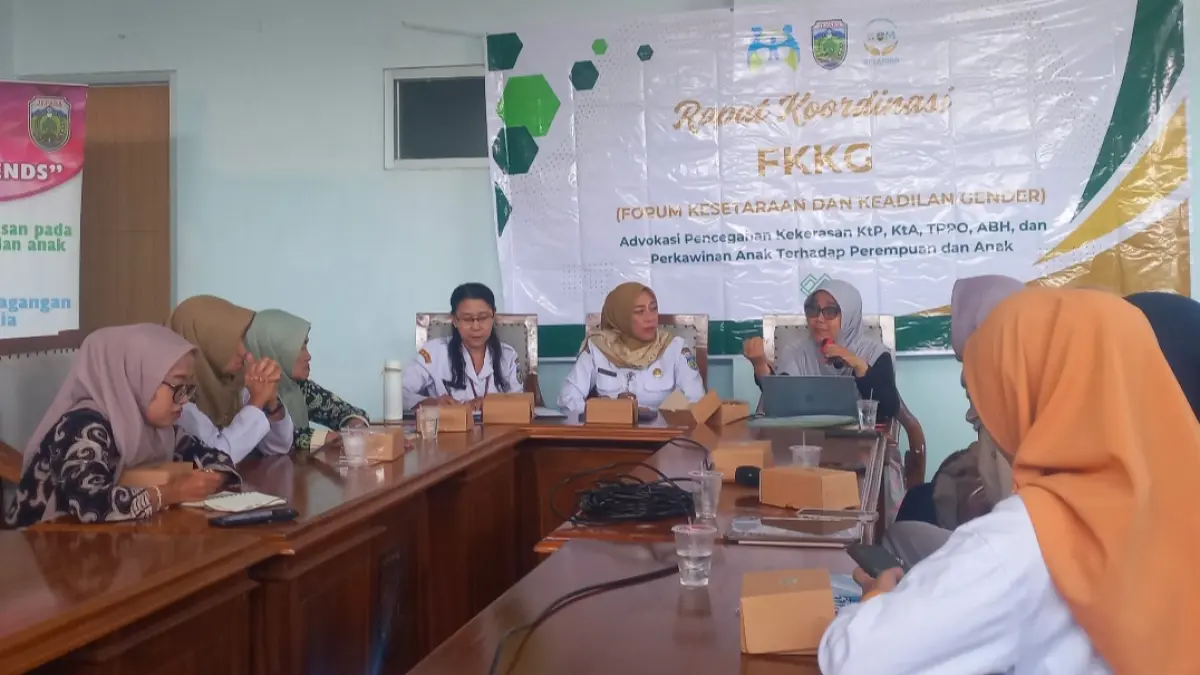 INTERAKTIF: Forum Kesetaraan dan Keadilan Gender (FKKG) yang digelar di Aula 2 DP3AP2KB Kabupaten Jepara, pada Rabu (29/7). (FIKRI THOHARUDIN/RADAR KUDUS)
