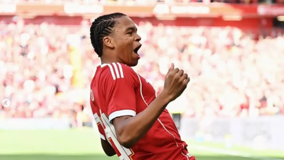 Ngumoha, pemain liverpool.