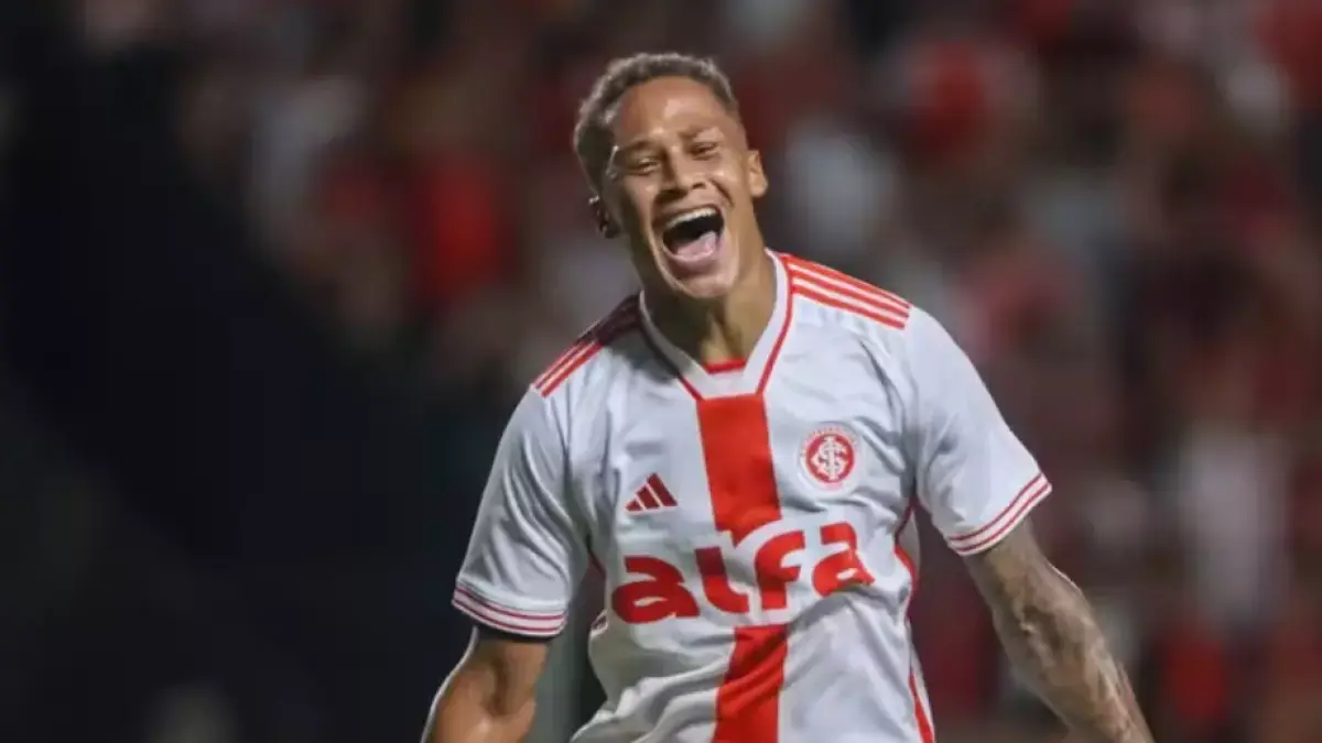 Vitinho.